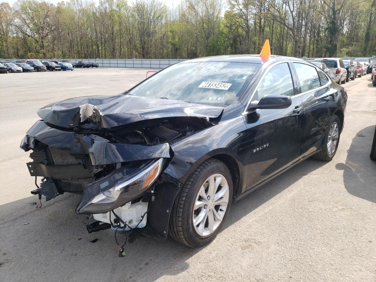 Photo 2 from auction – 2020 CHEVROLET MALIBU LT with VIN 1G1ZD5ST6LF022093