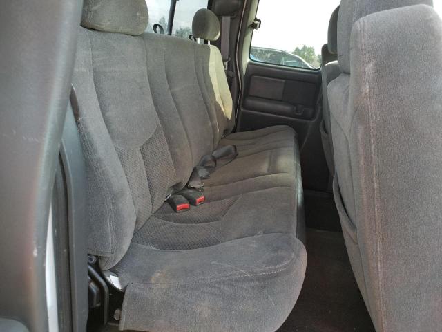 Photo 6 from auction – 2005 CHEVROLET SILVERADO with VIN 1GCHC29U55E117000