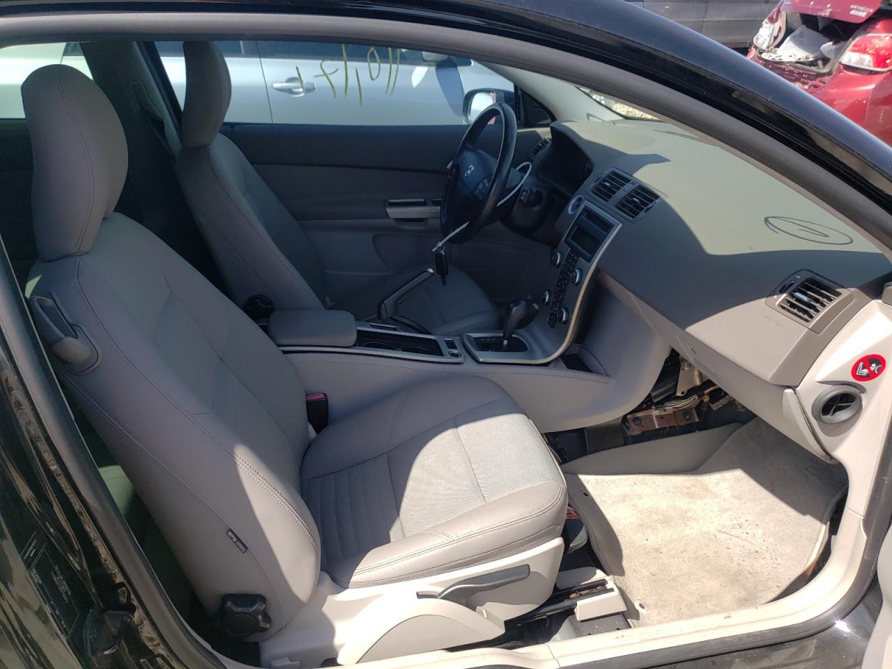 Photo 5 from auction – 2009 VOLVO C30 with VIN YV1MK672592130373
