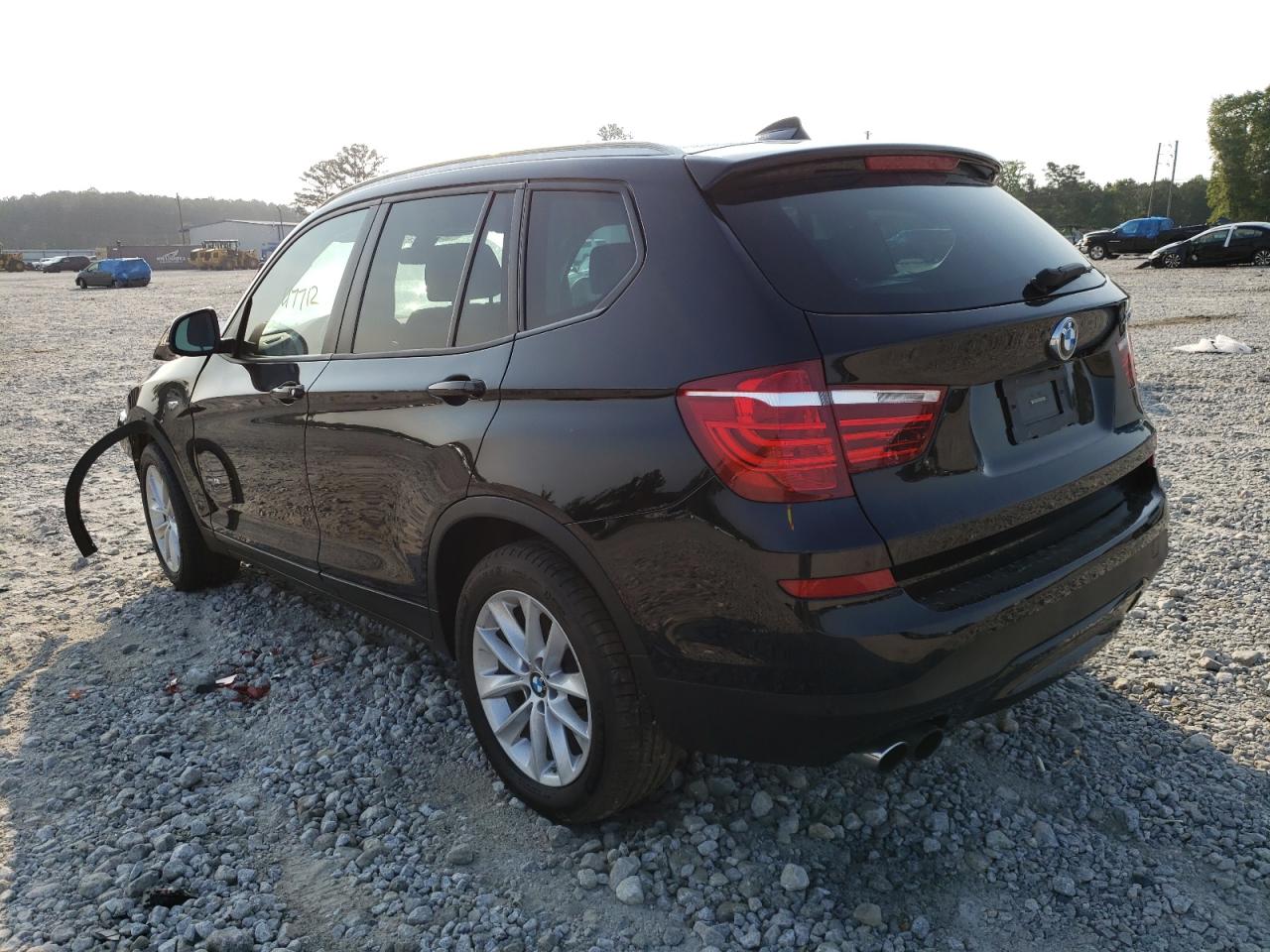 Photo 3 from auction – 2017 BMW X3 SDRIVE2 with VIN 5UXWZ7C33H0V88694
