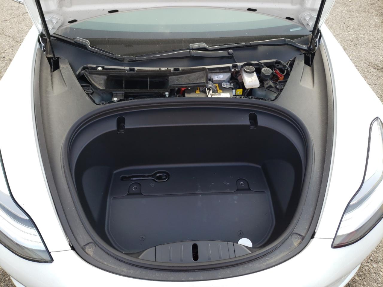 Photo 7 from auction – 2020 TESLA MODEL 3 with VIN 5YJ3E1EA3LF744087