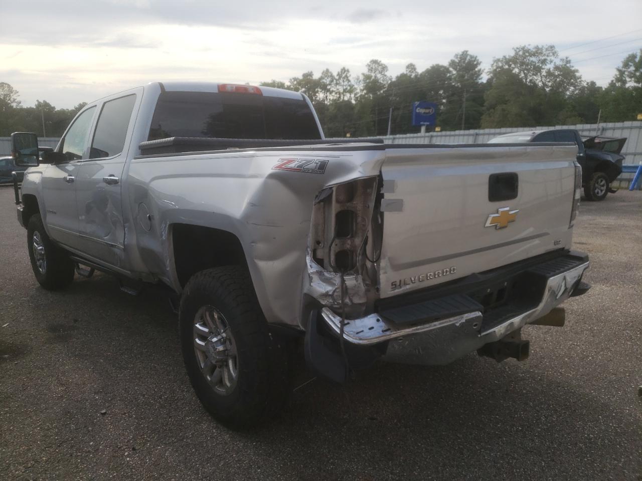 Photo 3 from auction – 2015 CHEVROLET SILVERADO with VIN 1GC1KWE86FF533704