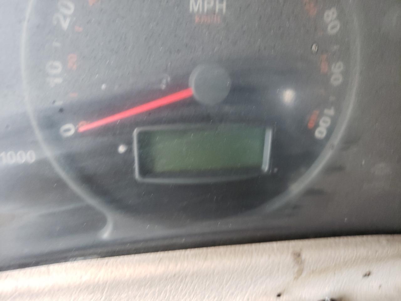Photo 8 from auction – 2003 WINNEBAGO ADVENTURER with VIN 5B4MP67G633361700