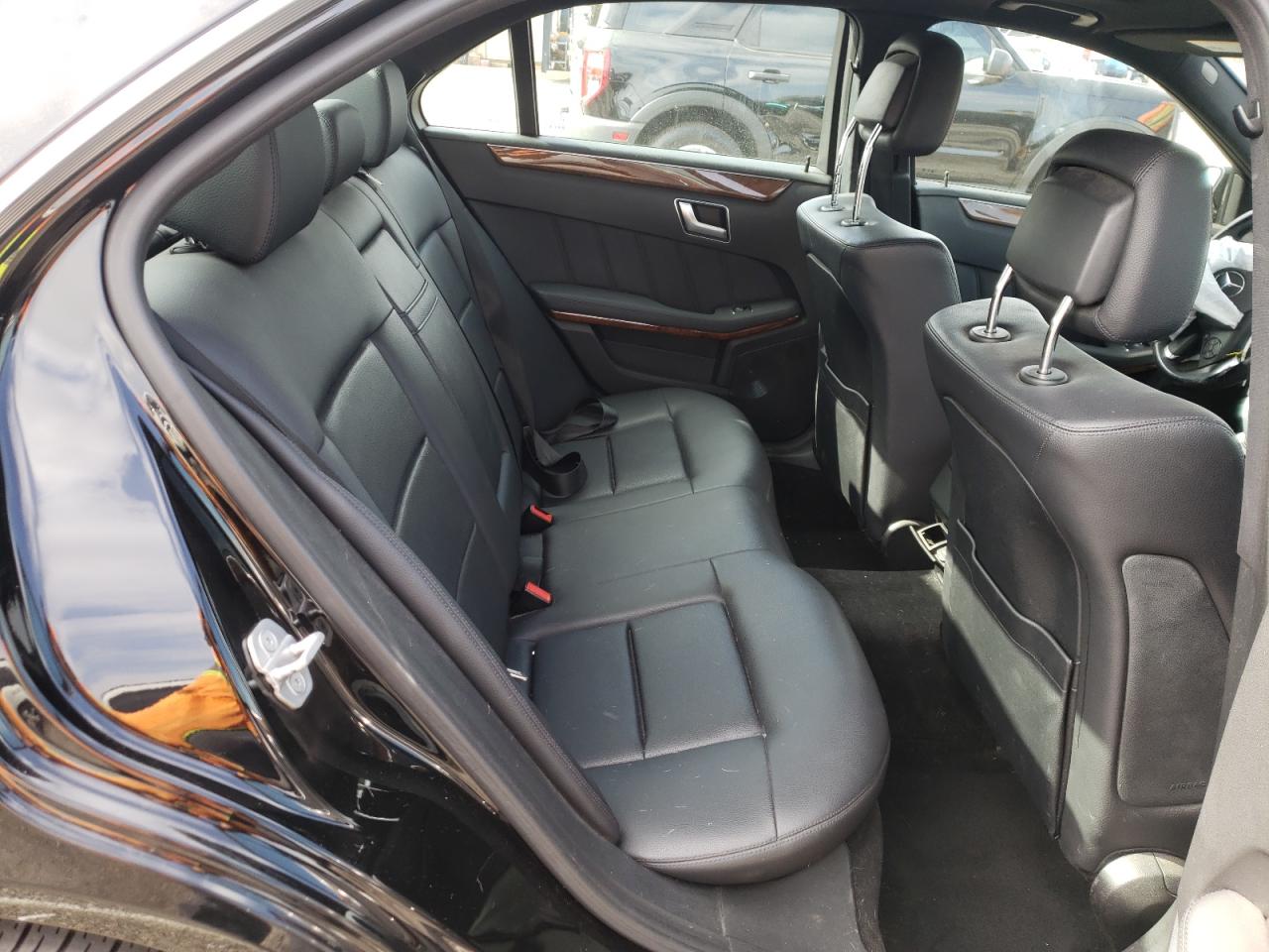 Photo 6 from auction – 2012 MERCEDES-BENZ E 350 with VIN WDDHF5KB1CA588637