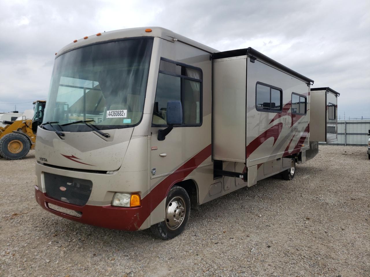 Photo 2 from auction – 2011 FORD F53 with VIN 1F66F5DYXB0A04276