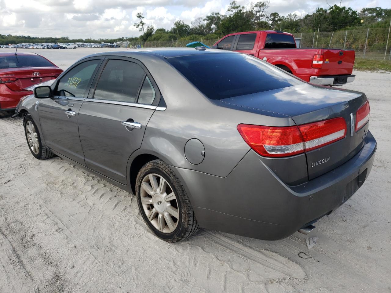 Photo 3 from auction – 2010 LINCOLN MKZ with VIN 3LNHL2GC8AR603345
