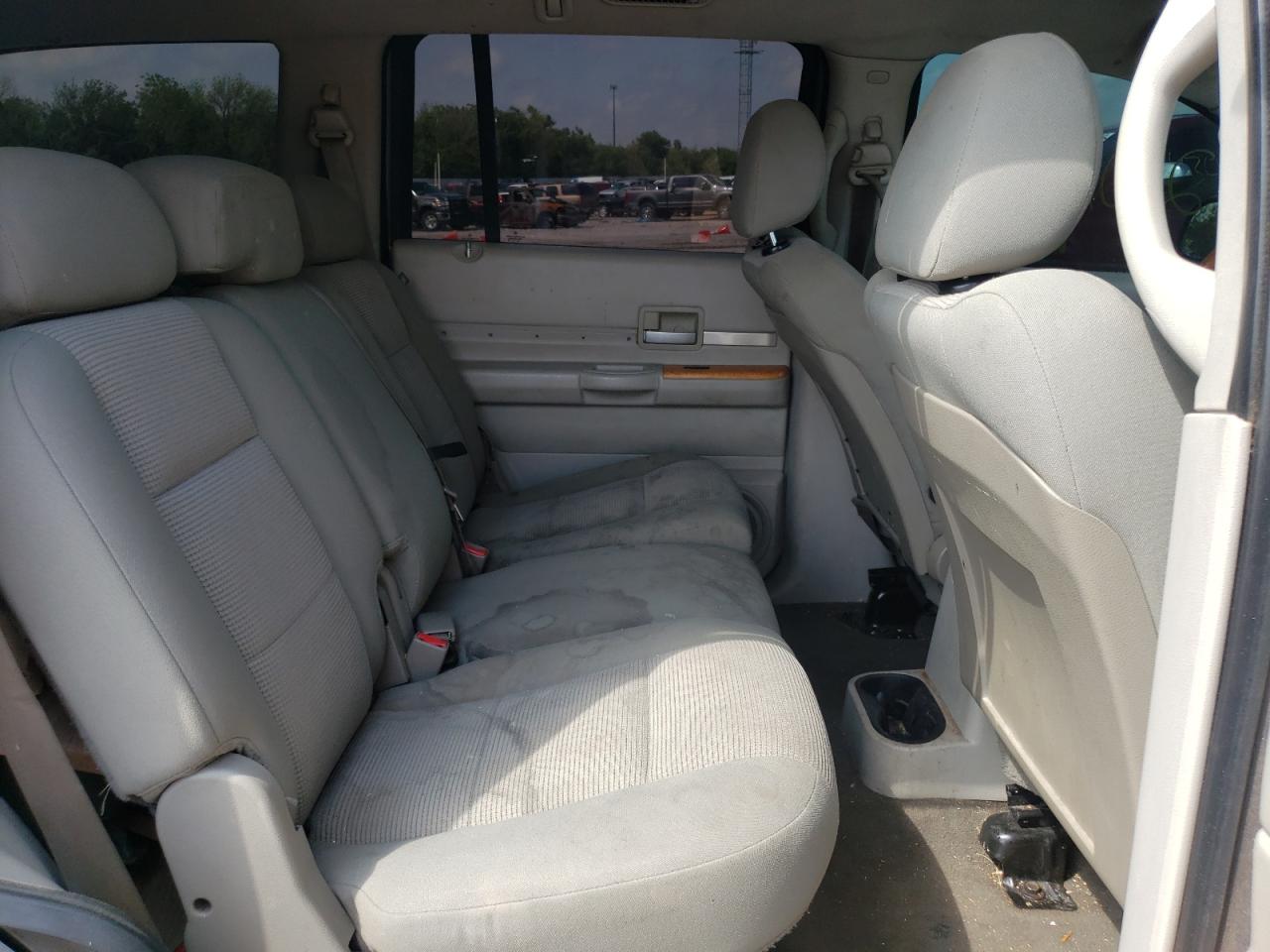 Photo 6 from auction – 2007 CHRYSLER ASPEN LIMI with VIN 1A8HX58N37F537618