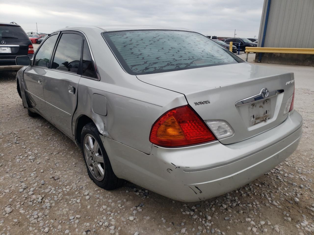 Photo 3 from auction – 2001 TOYOTA AVALON XL with VIN 4T1BF28B51U162107