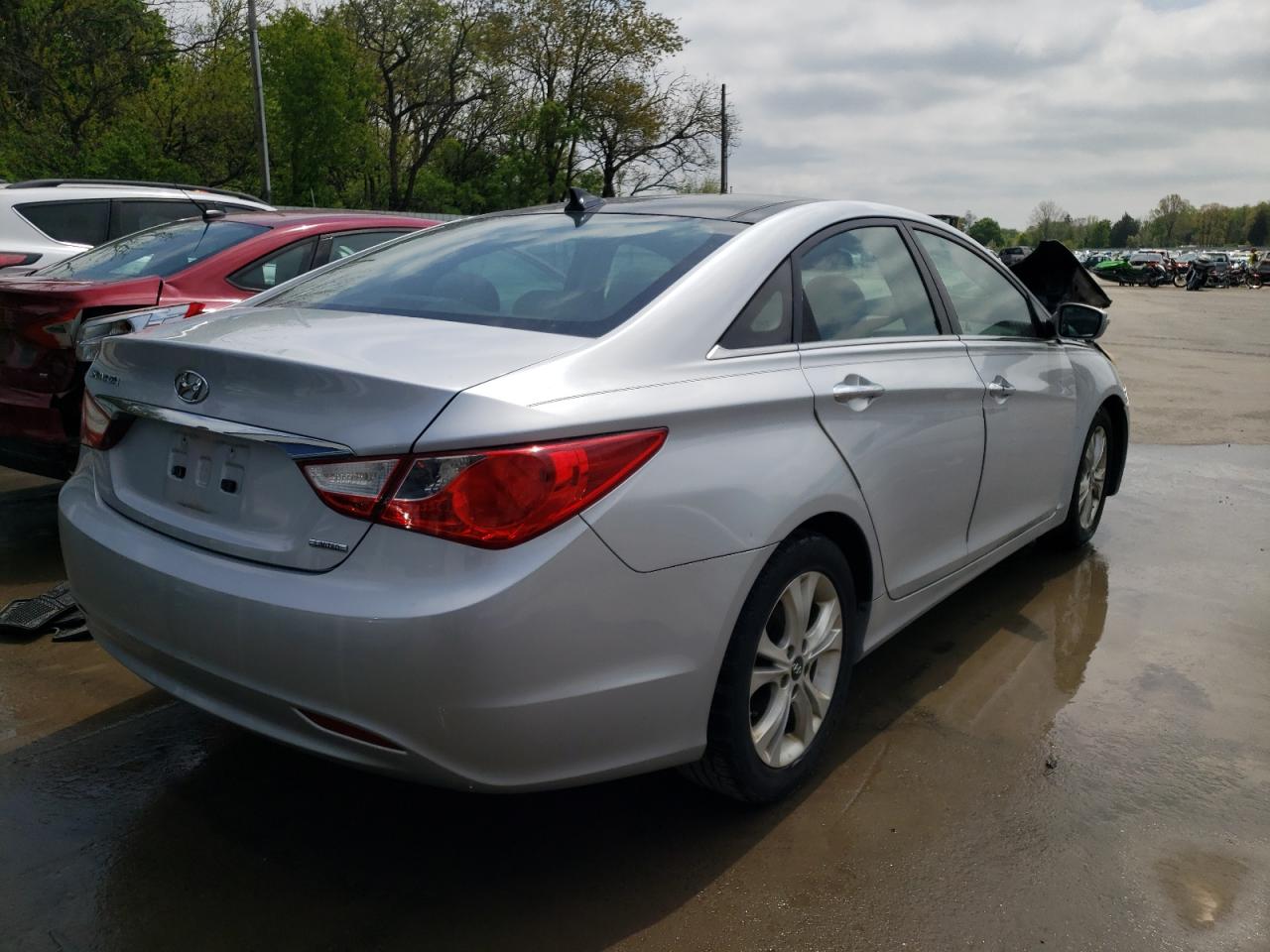 Photo 4 from auction – 2012 HYUNDAI SONATA SE with VIN 5NPEC4AC8CH359116