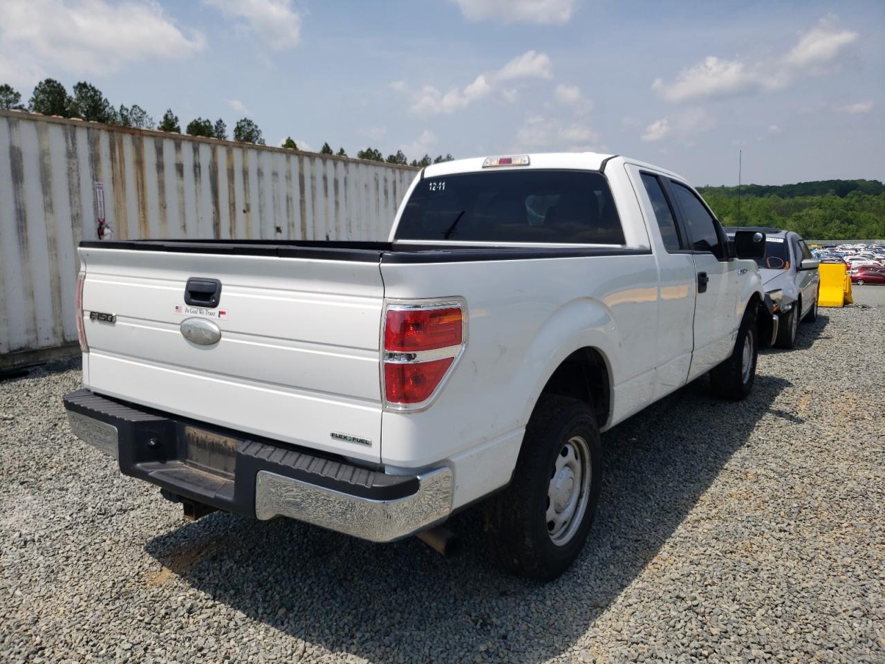 Photo 4 from auction – 2011 FORD F150 SUPER with VIN 1FTFX1EF6BFB04288