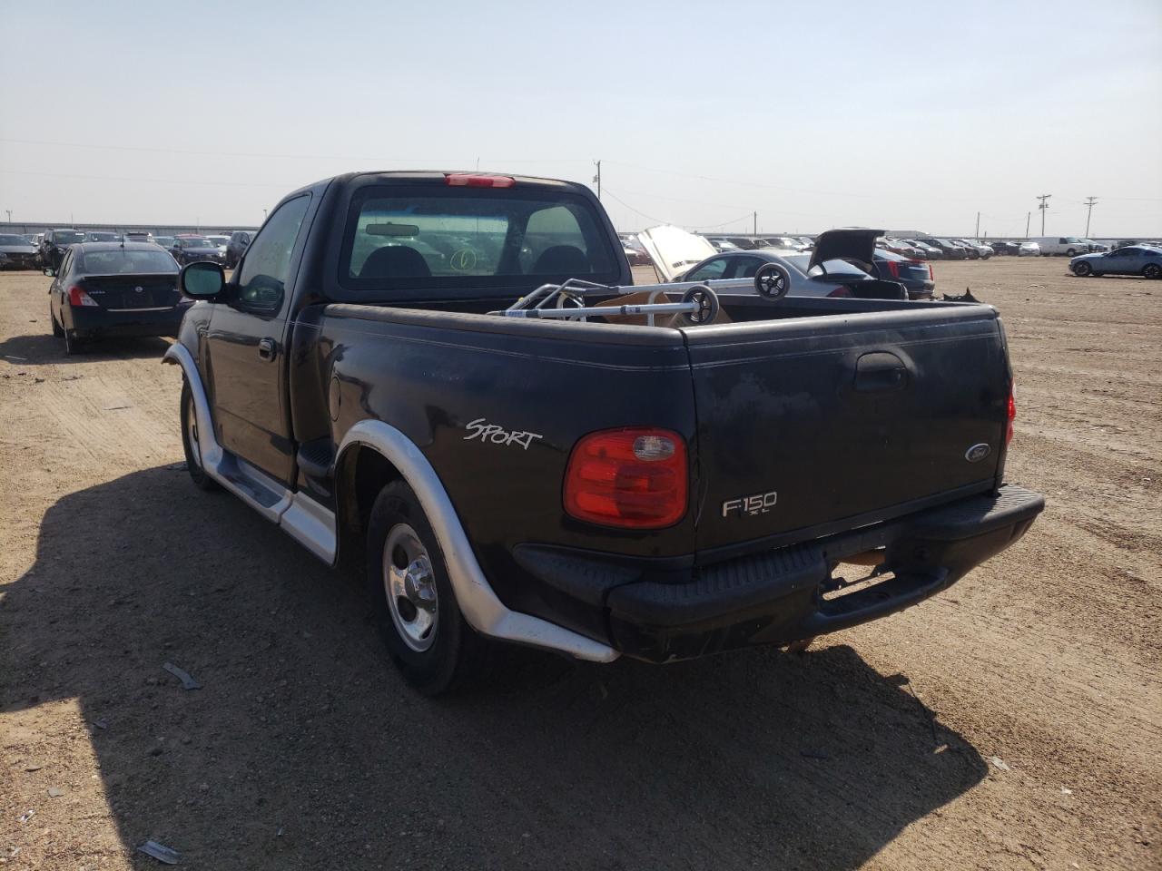 Photo 3 from auction – 2003 FORD F150 with VIN 1FTRF07263KB56341