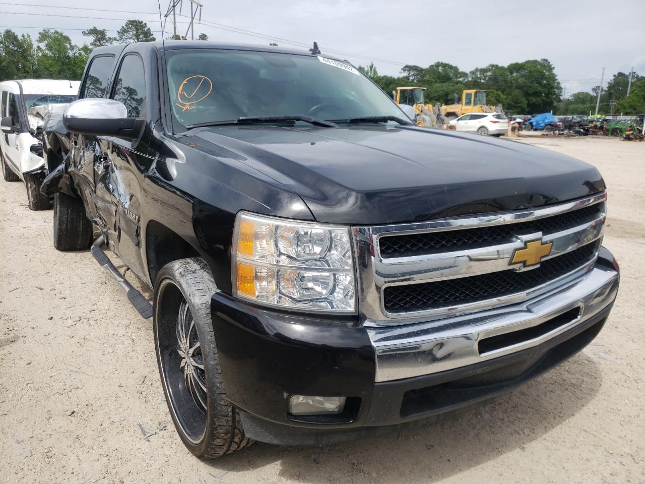 Foto 1 de la subasta – 2011 CHEVROLET SILVERADO con VIN 3GCPCSE07BG355028