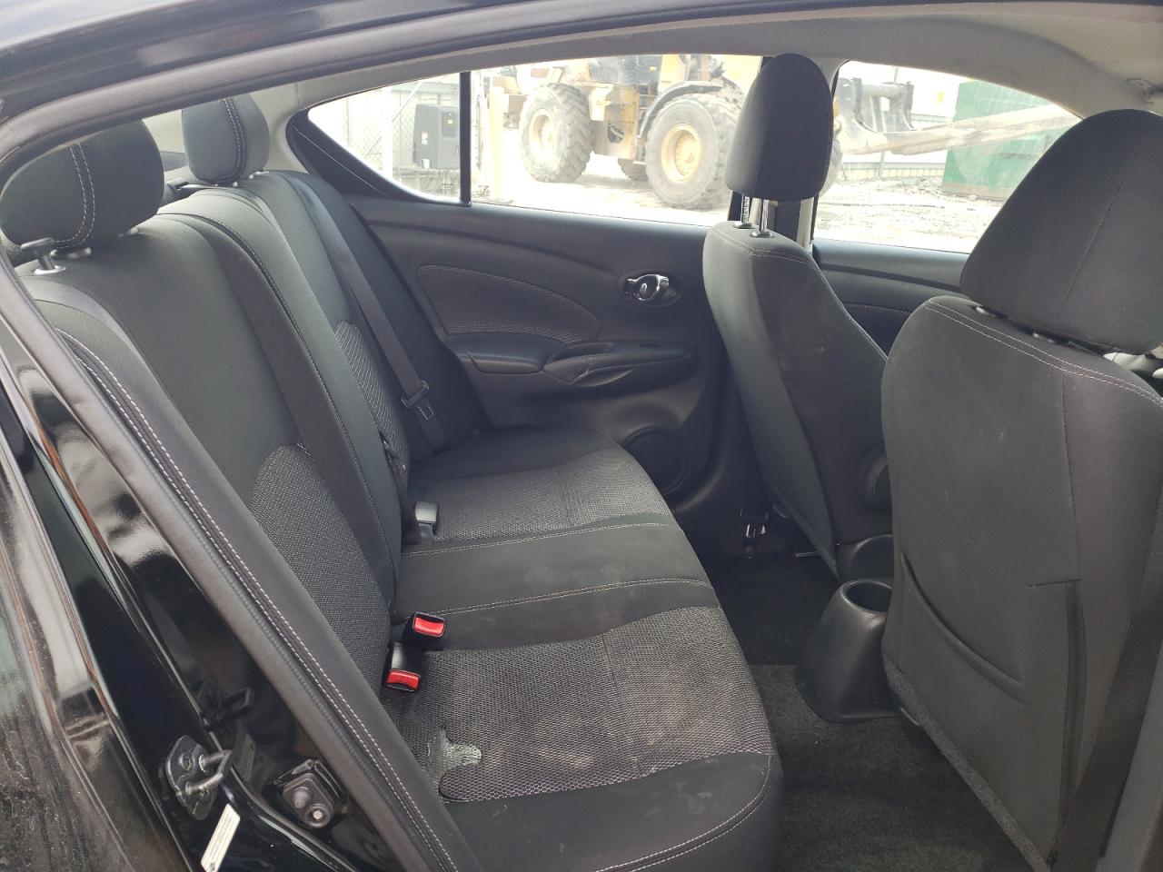 Photo 6 from auction – 2017 NISSAN VERSA S with VIN 3N1CN7AP4HL904583