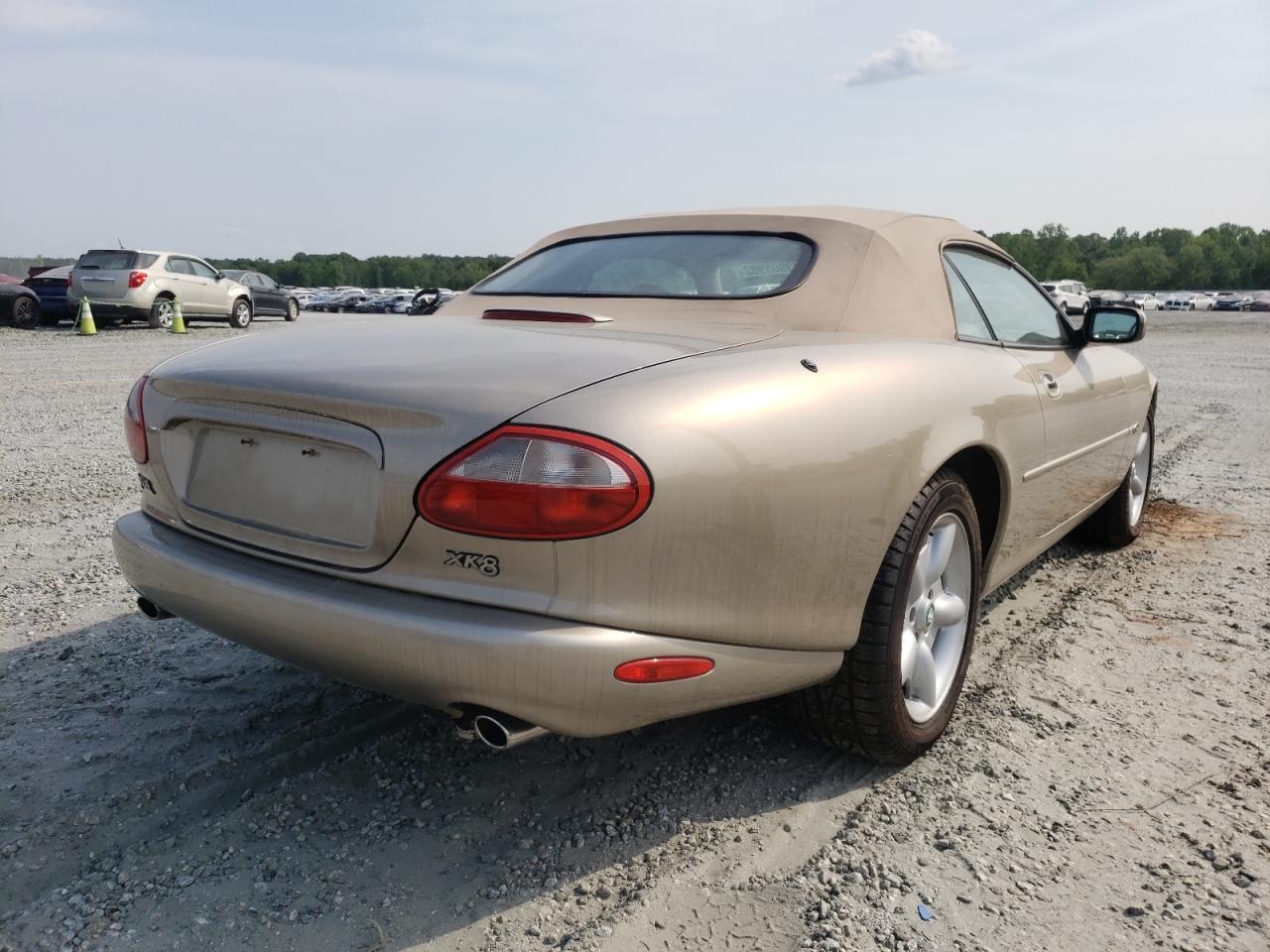 Photo 4 from auction – 1997 JAGUAR XK8 with VIN SAJGX2747VC004598