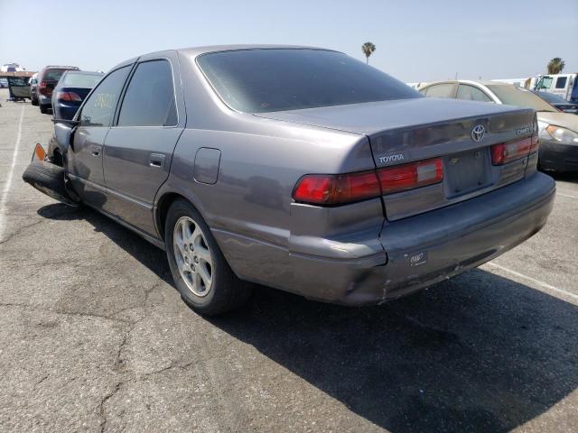 Photo 3 from auction – 1999 TOYOTA CAMRY LE with VIN JT2BF22K4X0174335