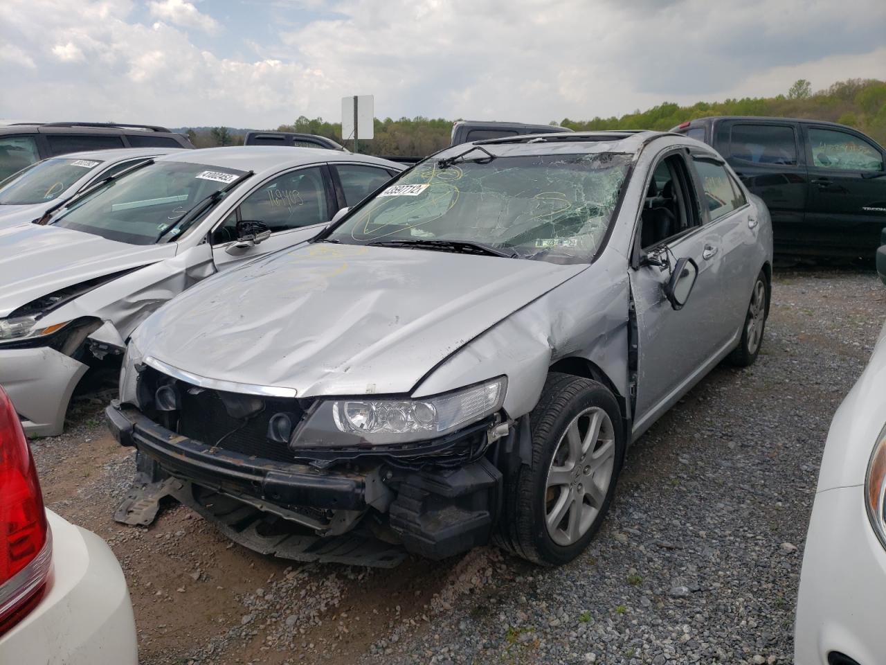 Photo 2 from auction – 2005 ACURA TSX with VIN JH4CL96875C015749