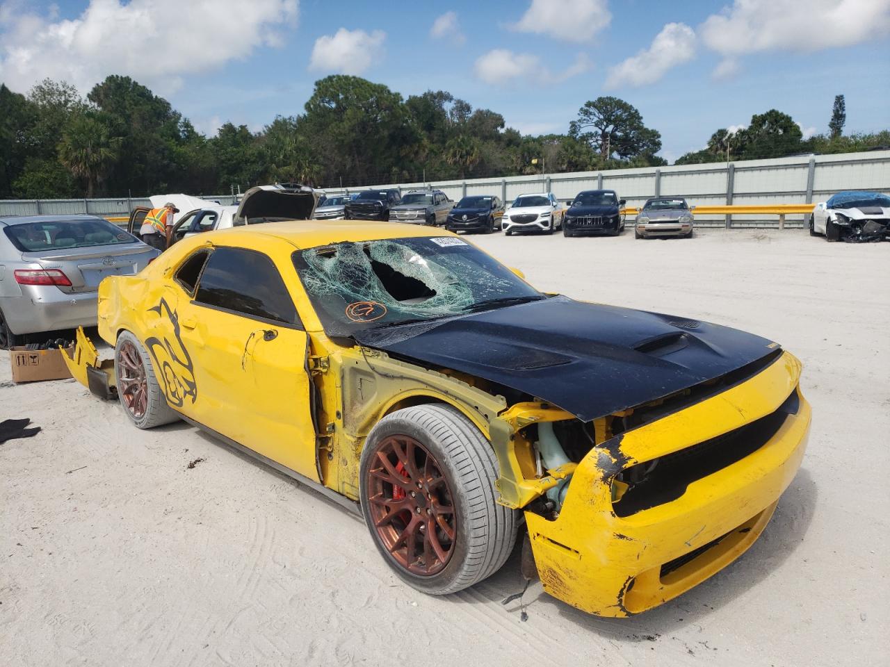 Photo 9 from auction – 2017 DODGE CHALLENGER with VIN 2C3CDZC91HH507193