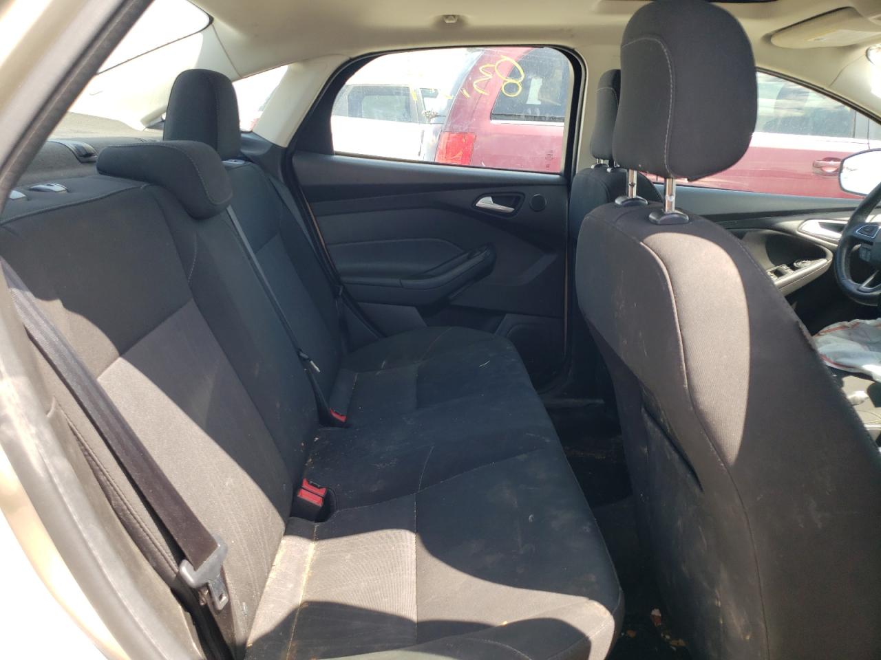 Photo 6 from auction – 2018 FORD FOCUS SEL with VIN 1FADP3H25JL222060