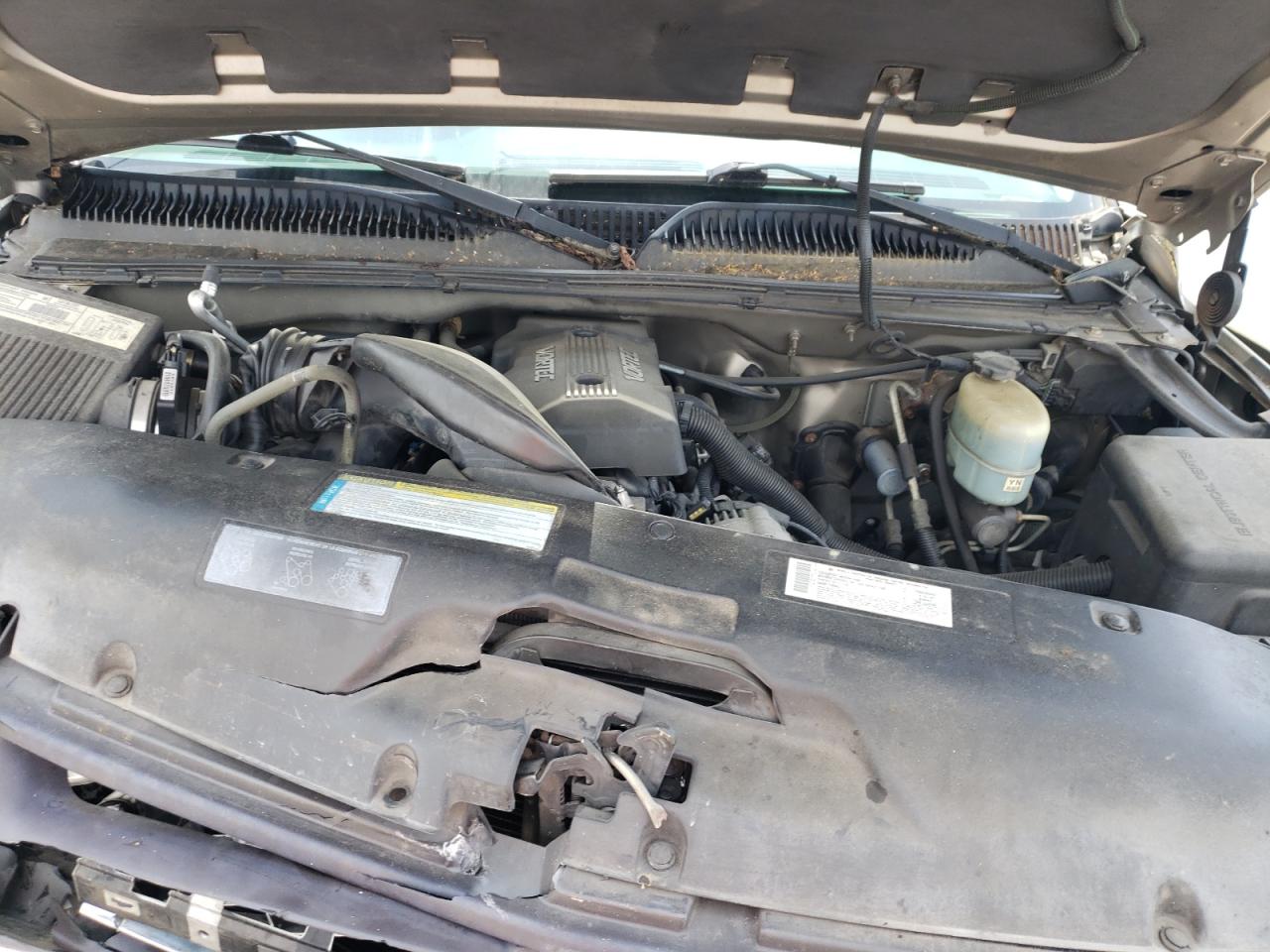 Photo 7 from auction – 2000 CHEVROLET SILVERADO with VIN 1GCGK29U9YE396308