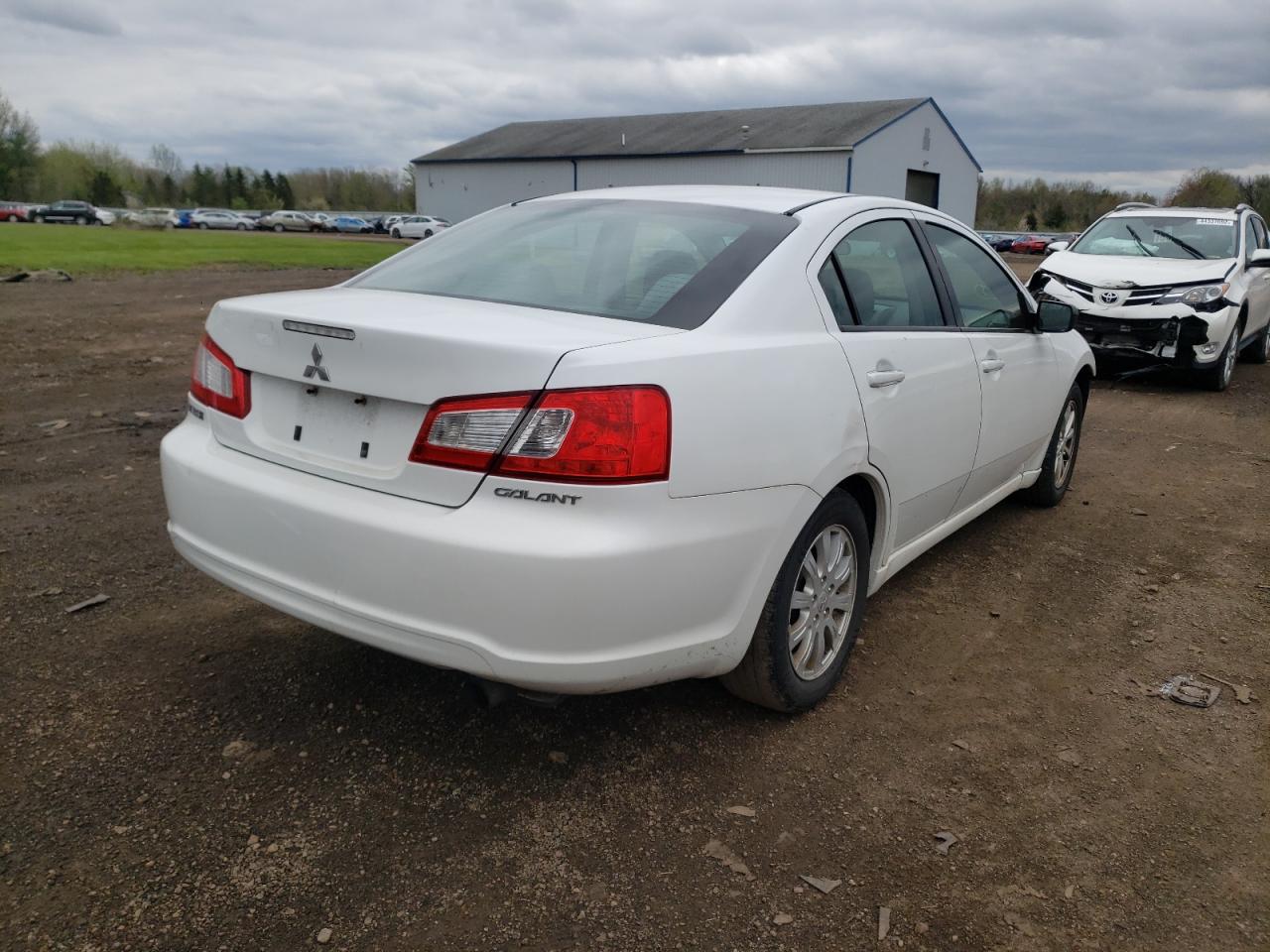 Photo 4 from auction – 2011 MITSUBISHI GALANT FE with VIN 4A32B2FFXBE017658