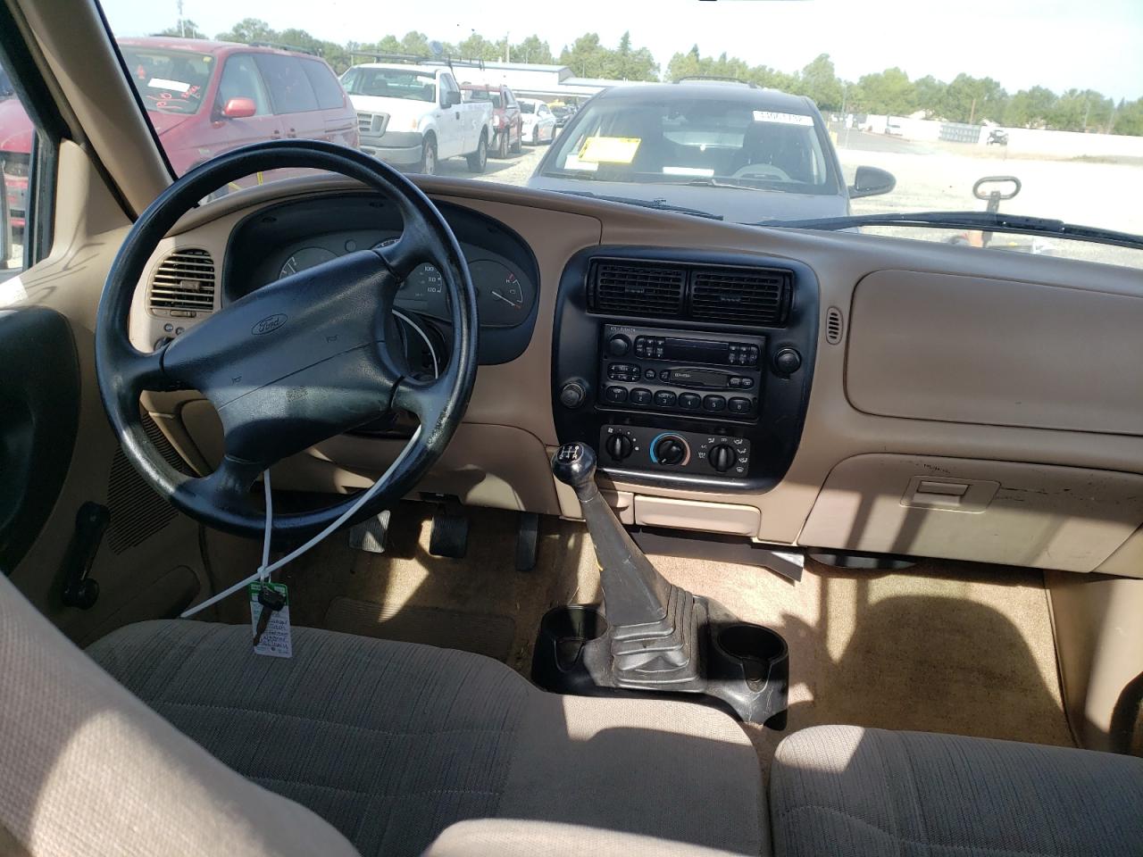 Photo 9 from auction – 1997 FORD RANGER with VIN 1FTCR10A0VUB63166