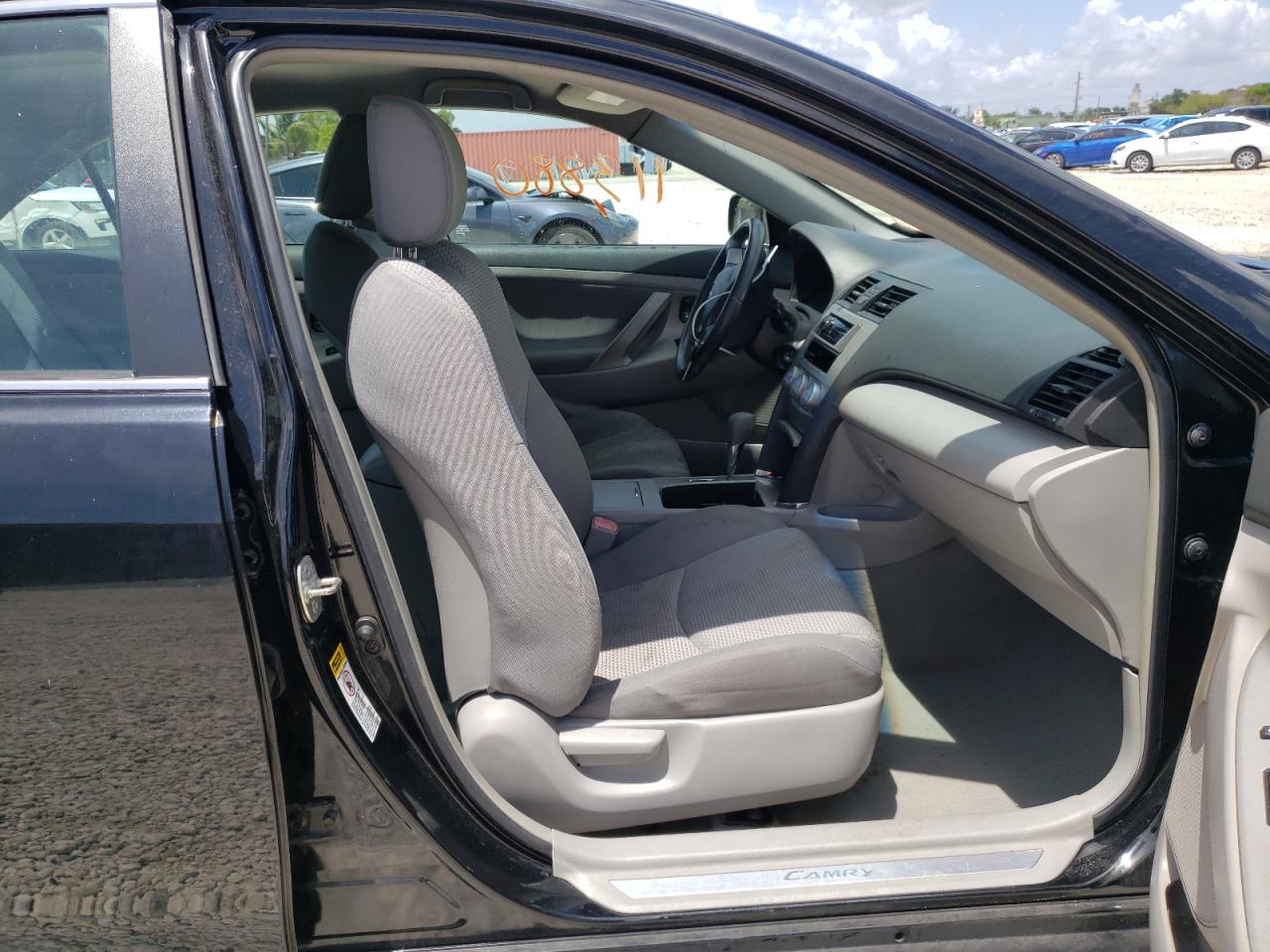 Photo 5 from auction – 2010 TOYOTA CAMRY BASE with VIN 4T1BF3EK7AU504411