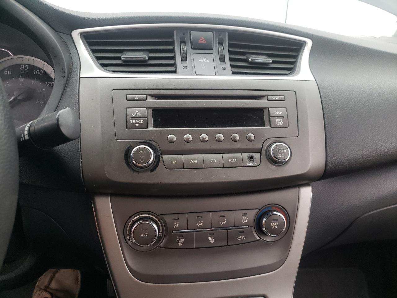 Photo 9 from auction – 2014 NISSAN SENTRA S with VIN 1N4AB7AP2EN852028