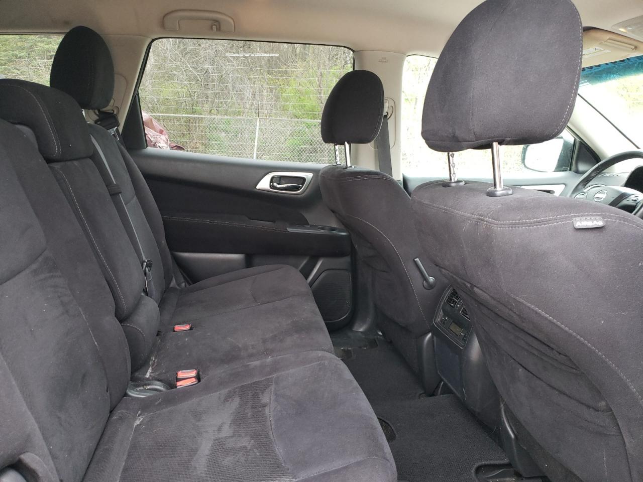 Photo 6 from auction – 2013 NISSAN PATHFINDER with VIN 5N1AR2MM8DC654876