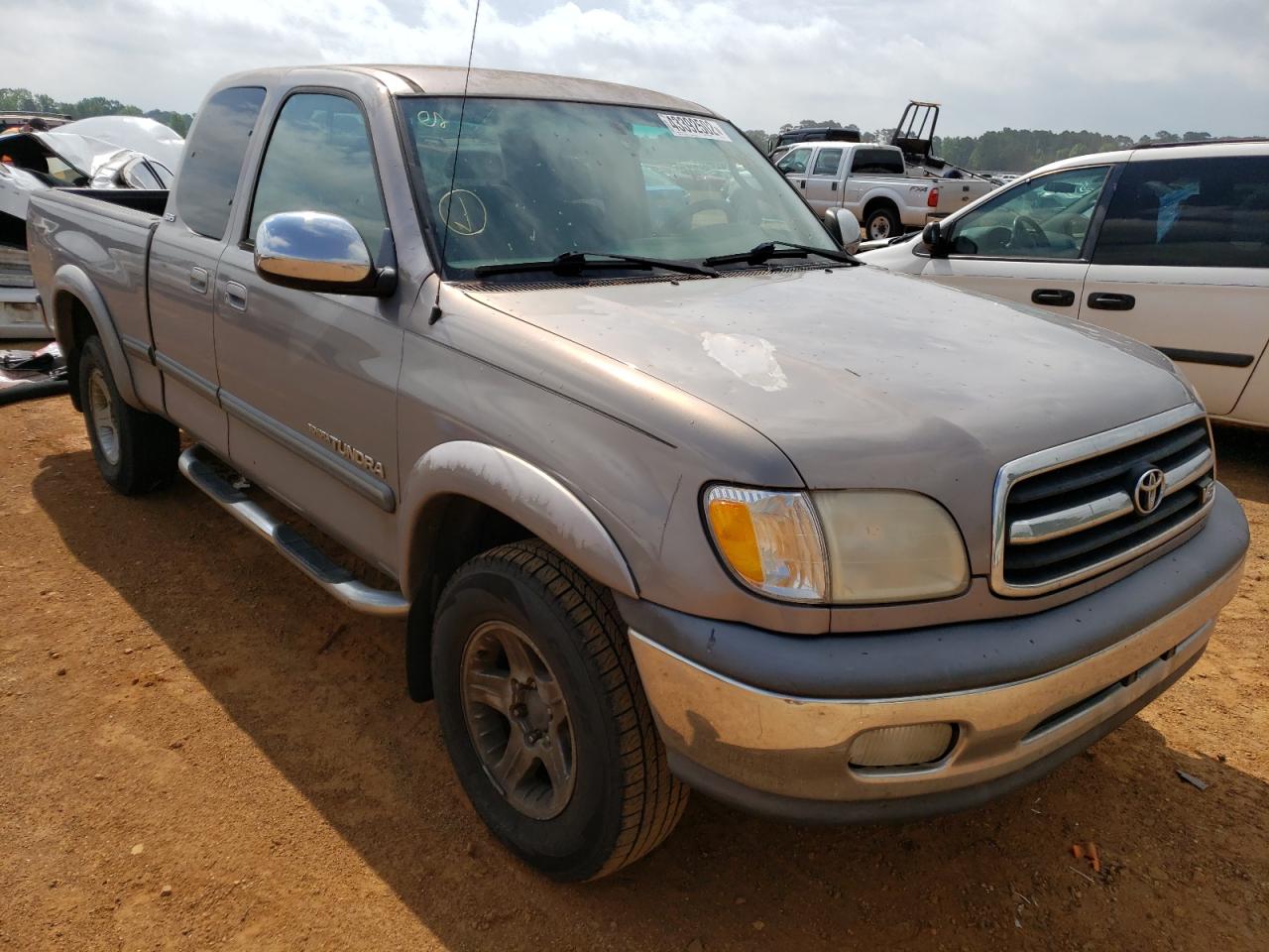 TOYOTA TUNDRA ACC 2000 with VIN 5TBBT4418YS077582 - Photo from auction