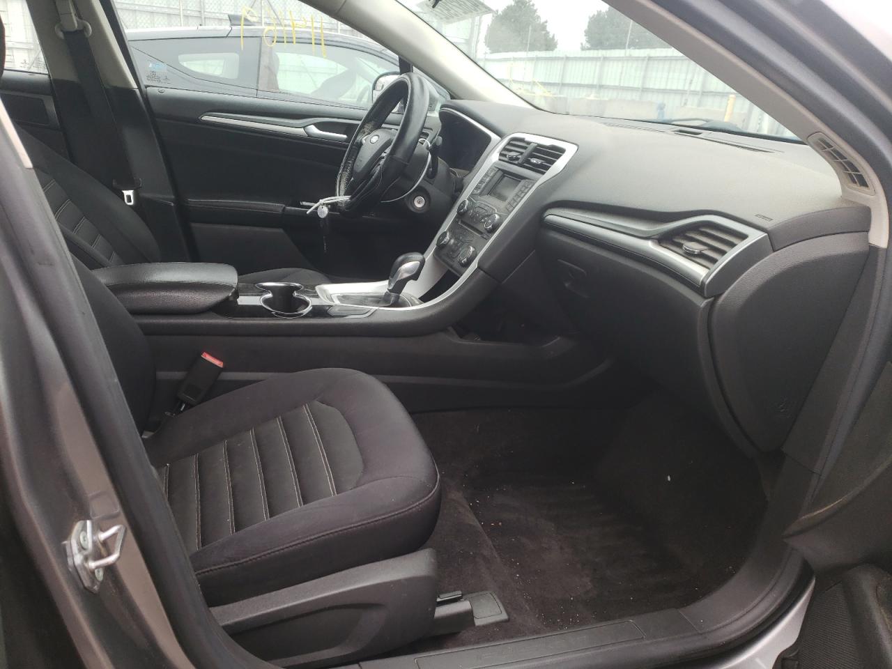 Photo 5 from auction – 2014 FORD FUSION SE with VIN 3FA6P0HD7ER268585