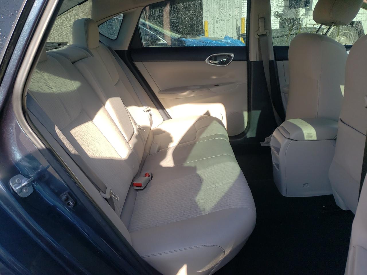 Photo 6 from auction – 2015 NISSAN SENTRA S with VIN 3N1AB7AP2FY268617