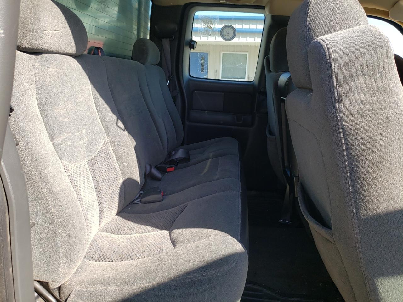 Photo 6 from auction – 2003 CHEVROLET SILVERADO with VIN 1GCHK29U03E186757