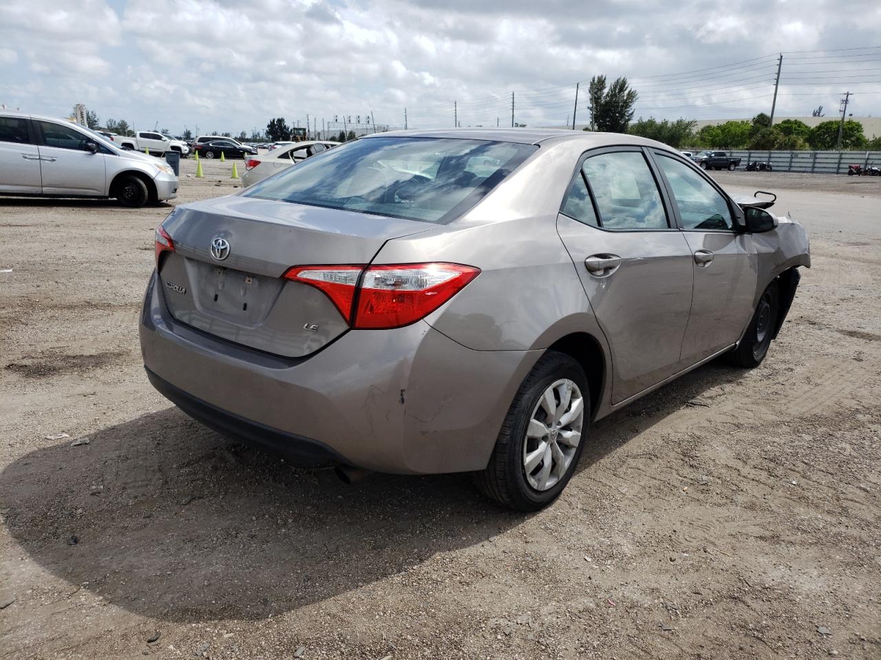Photo 4 from auction – 2014 TOYOTA COROLLA L with VIN 5YFBURHE7EP049811