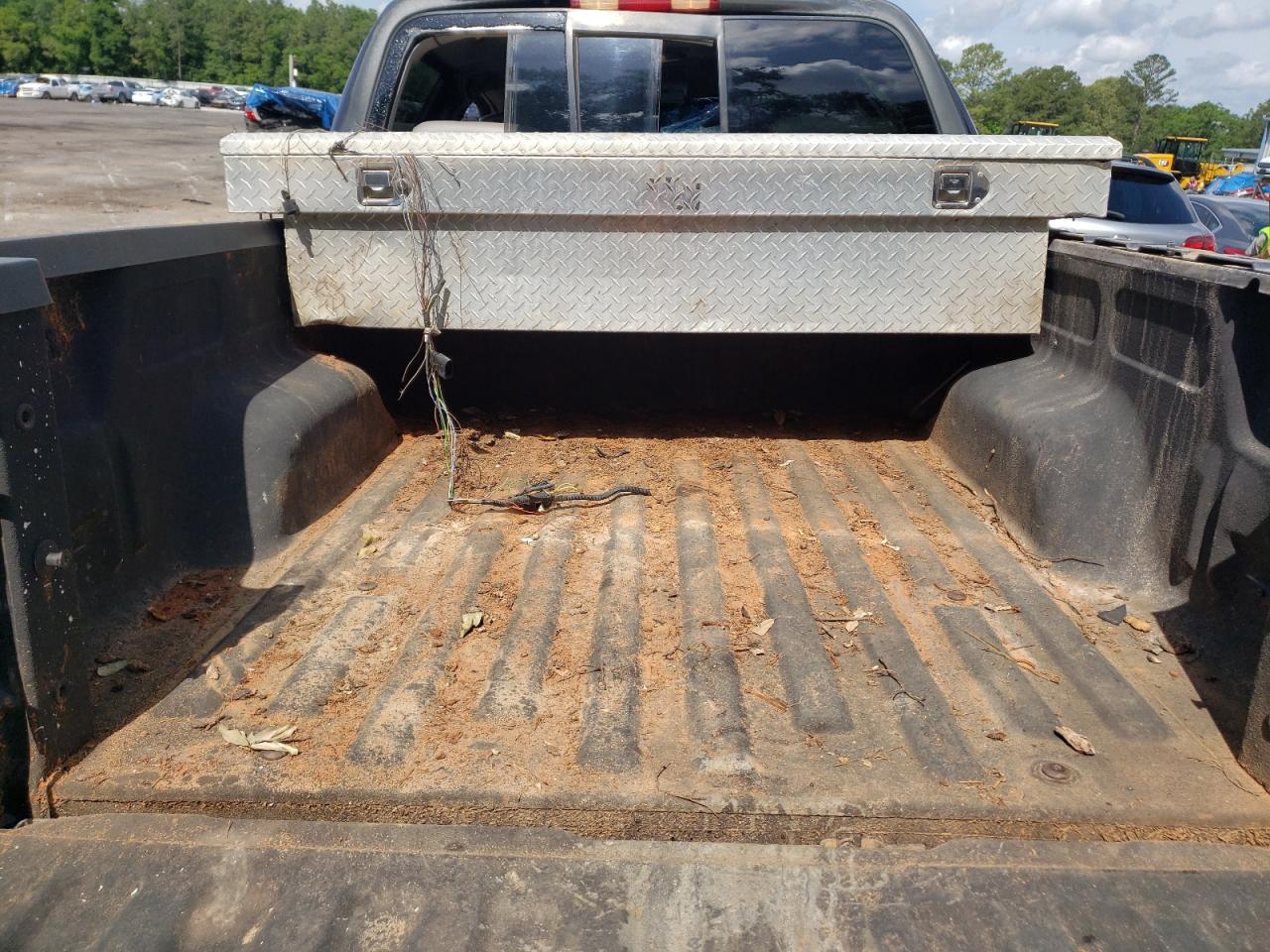 Фото 9 с аукциона – 2003 FORD F150 с VIN 1FTRW08L73KC32110