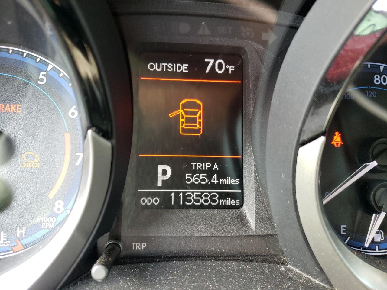 Photo 8 from auction – 2014 TOYOTA COROLLA L with VIN 2T1BURHE3EC190763