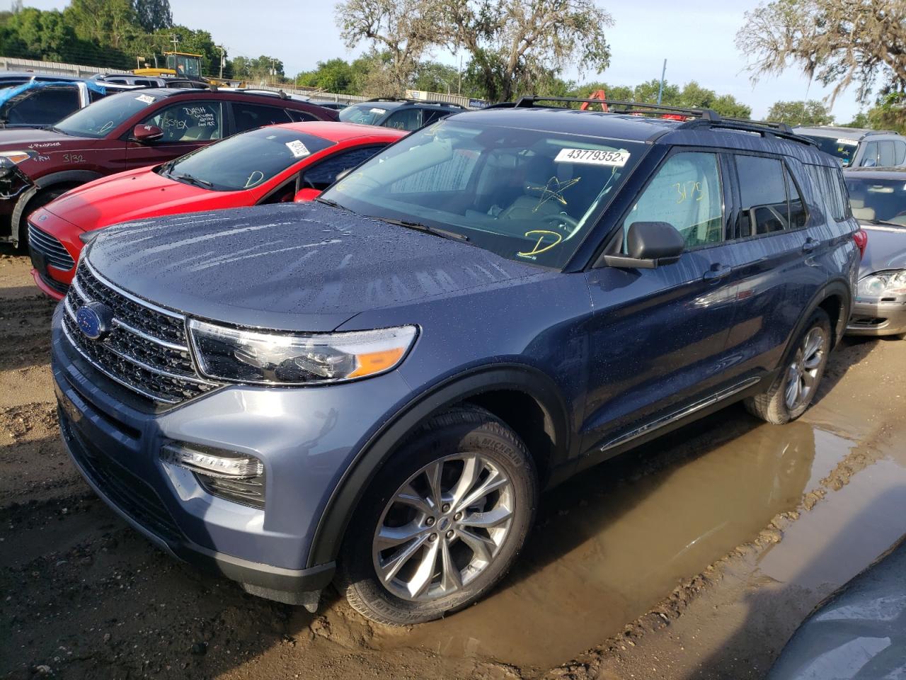 Photo 2 from auction – 2021 FORD EXPLORER X with VIN 1FMSK8DH7MGB00039