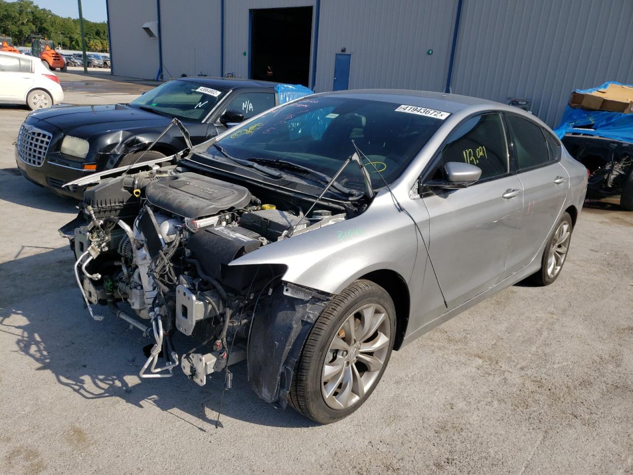 Photo 2 from auction – 2016 CHRYSLER 200 S with VIN 1C3CCCBB9GN138402