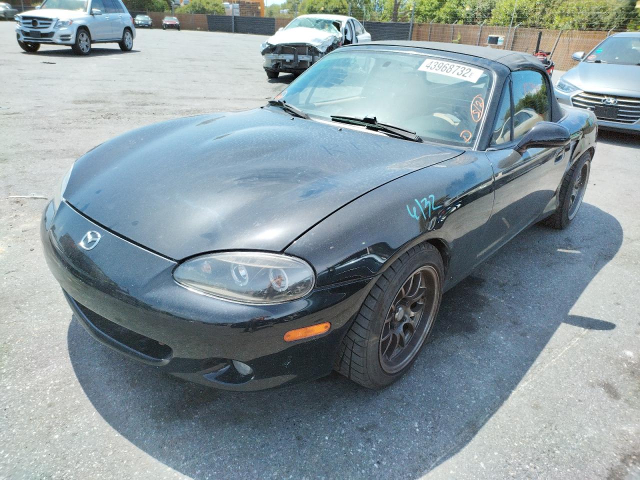Photo 2 from auction – 2001 MAZDA MX-5 MIATA with VIN JM1NB353X10215469