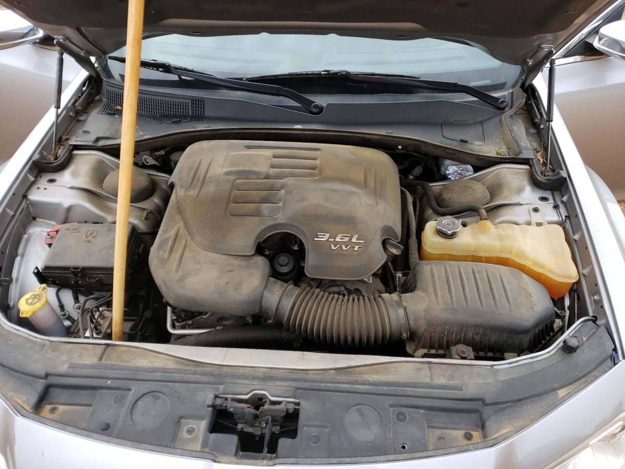 Photo 7 from auction – 2011 CHRYSLER 300 LIMITE with VIN 2C3CA5CG1BH564713
