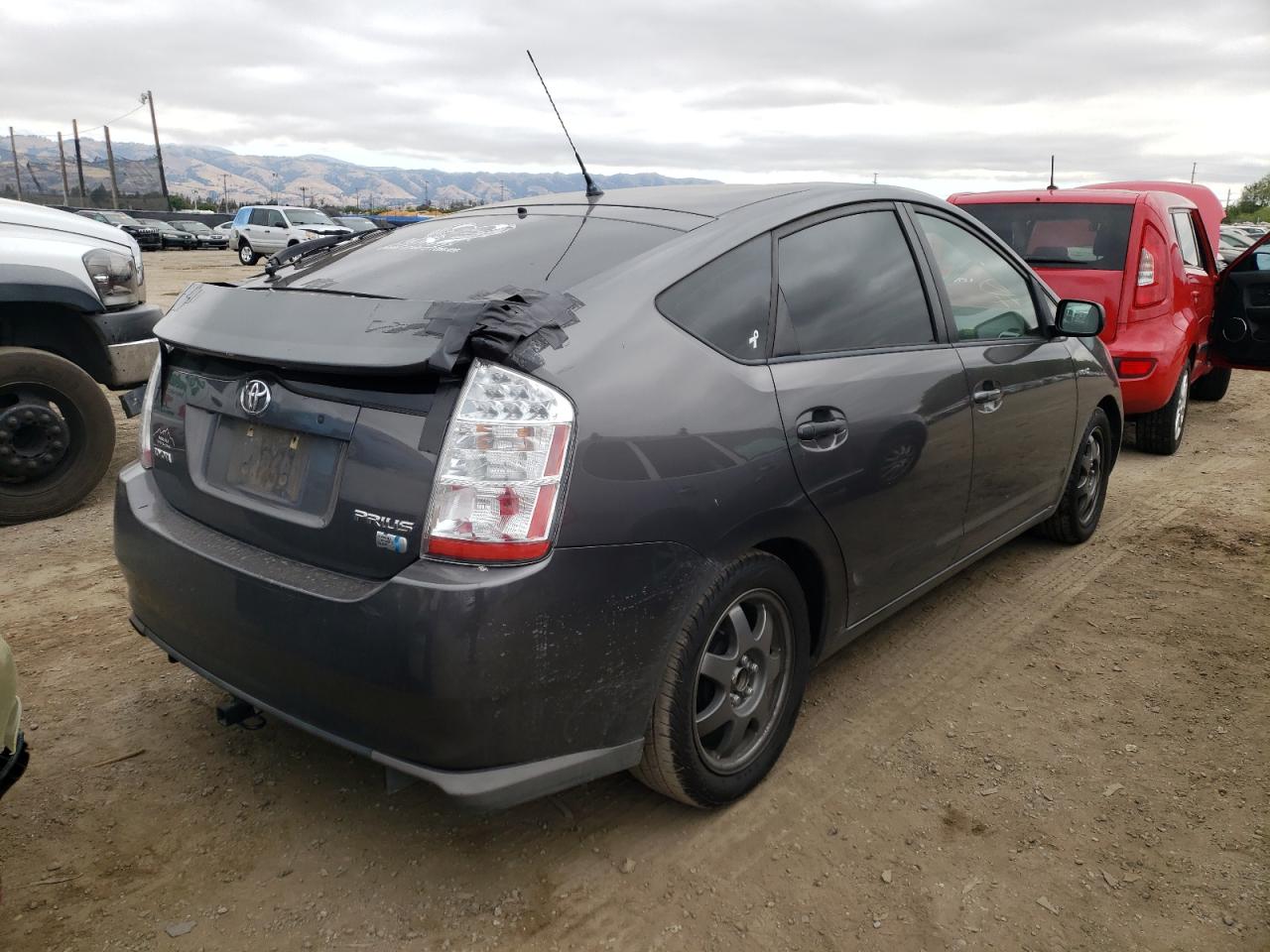 Photo 4 from auction – 2008 TOYOTA PRIUS with VIN JTDKB20UX83435085