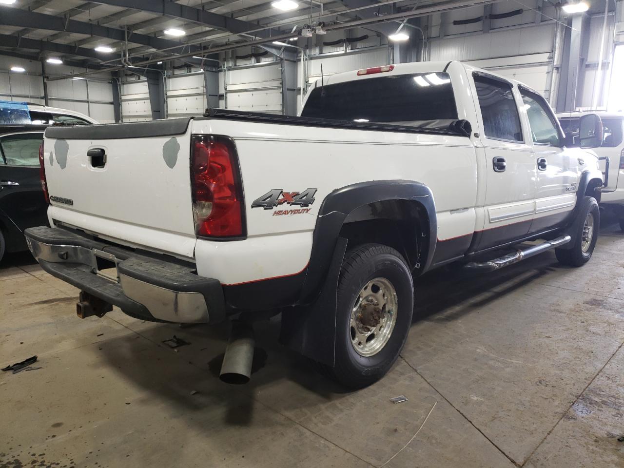 Photo 4 from auction – 2006 CHEVROLET SILVERADO with VIN 1GCHK23206F103561