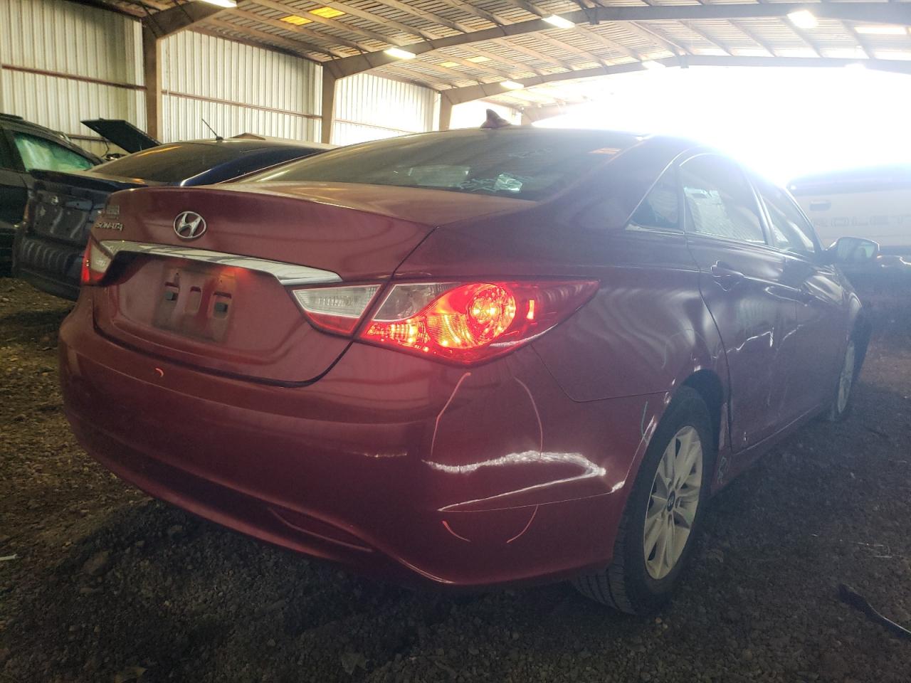 Photo 4 from auction – 2013 HYUNDAI SONATA GLS with VIN 5NPEB4AC7DH771726