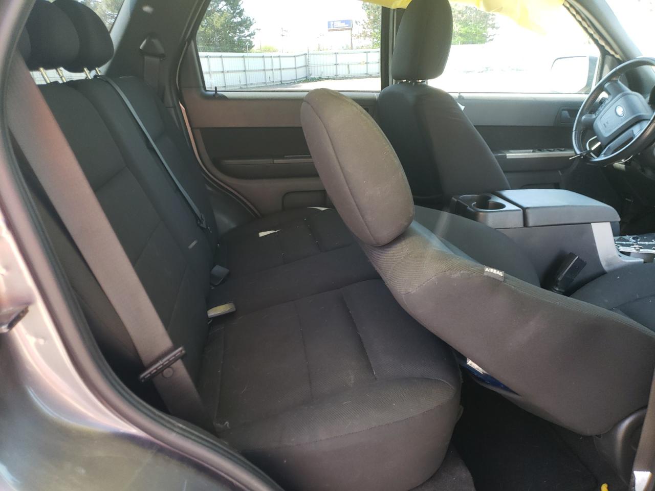 Photo 6 from auction – 2009 FORD ESCAPE XLT with VIN 1FMCU03G89KA44254