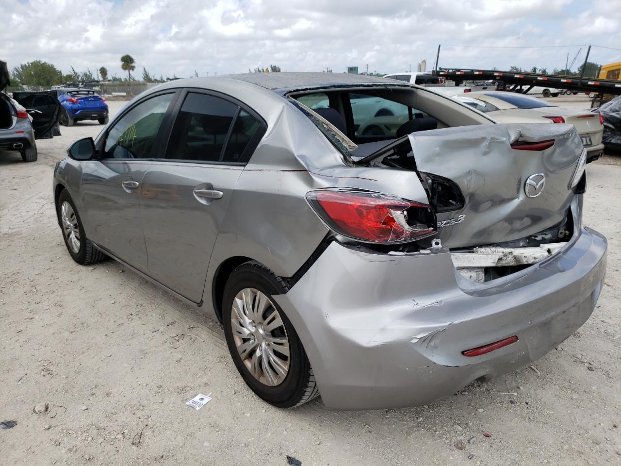 Photo 3 from auction – 2012 MAZDA 3 I with VIN JM1BL1UFXC1589965