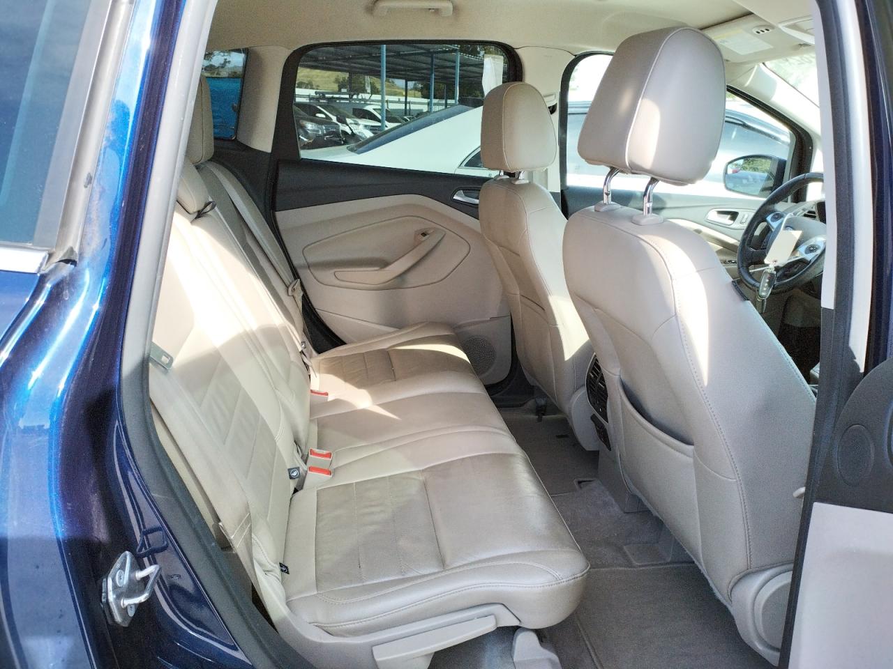 Photo 6 from auction – 2016 FORD C-MAX PREM with VIN 1FADP5CU1GL100051
