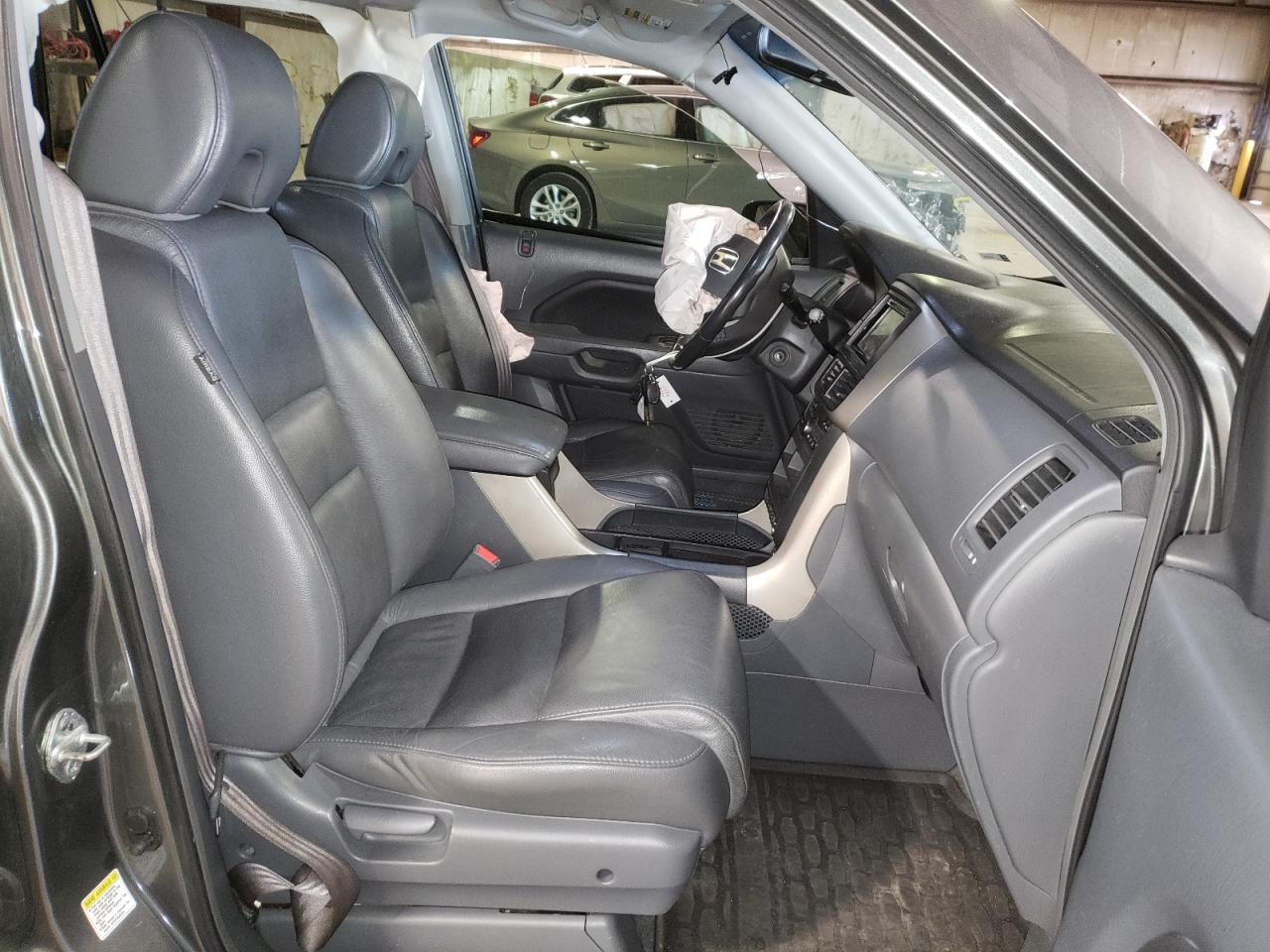Photo 5 from auction – 2007 HONDA PILOT EXL with VIN 5FNYF18717B026904