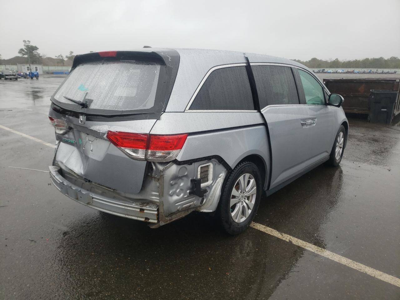 Photo 4 from auction – 2016 HONDA ODYSSEY EX with VIN 5FNRL5H60GB155552