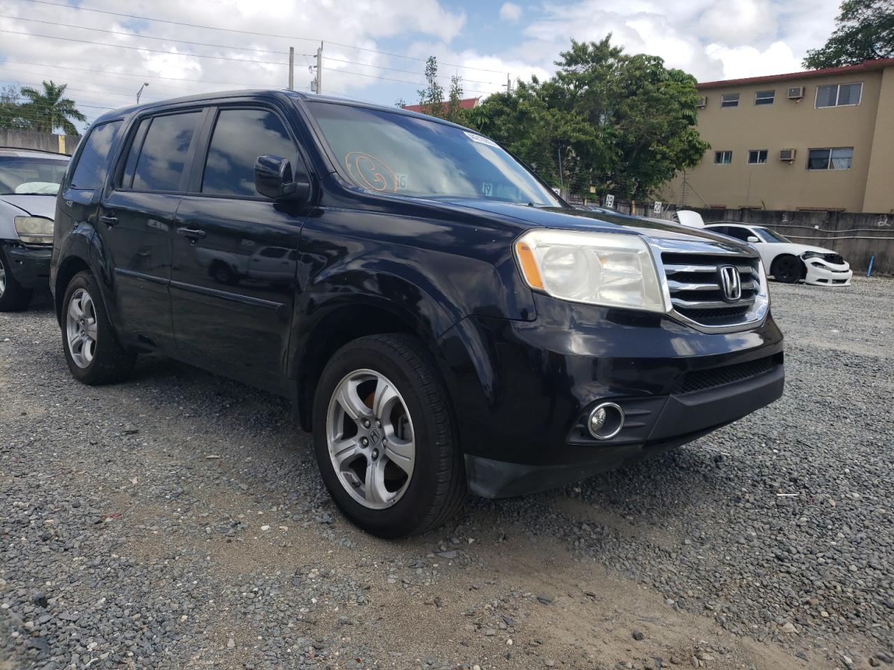 HONDA PILOT EXL 2013 with VIN 5FNYF3H58DB037078 - Photo from auction