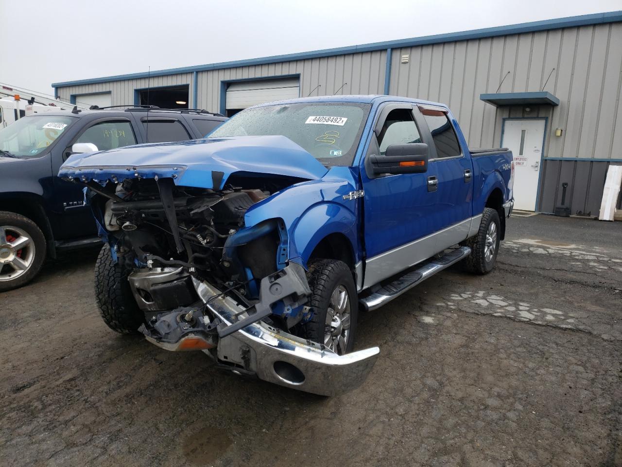 Photo 2 from auction – 2010 FORD F150 SUPER with VIN 1FTFW1EV0AFA27569