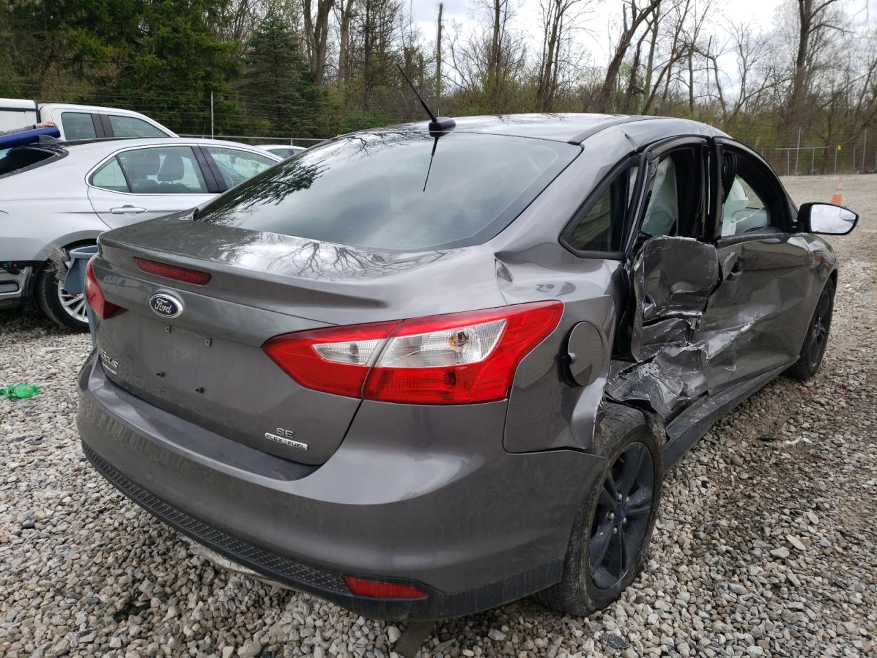 Photo 4 from auction – 2014 FORD FOCUS SE with VIN 1FADP3F26EL428108